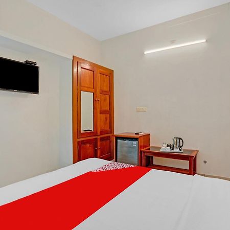 Flagship Hotel Adara Residency Thiruvananthapuram ภายนอก รูปภาพ