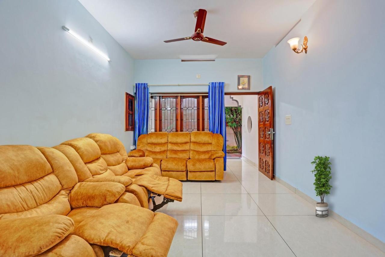 Flagship Hotel Adara Residency Thiruvananthapuram ภายนอก รูปภาพ