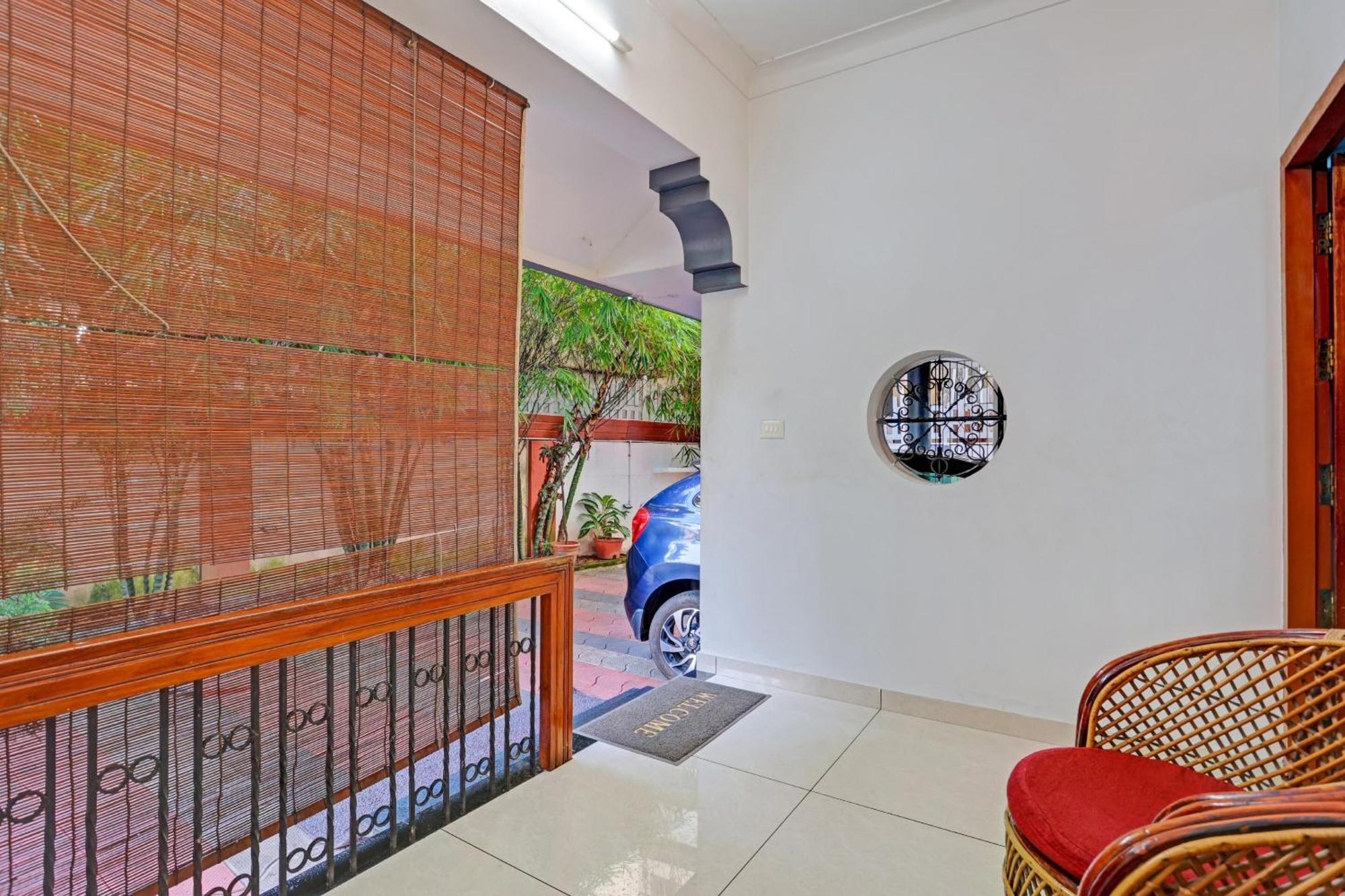 Flagship Hotel Adara Residency Thiruvananthapuram ภายนอก รูปภาพ